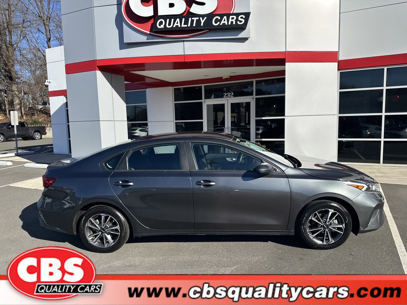 Used 2024 Kia Forte LXS image 1