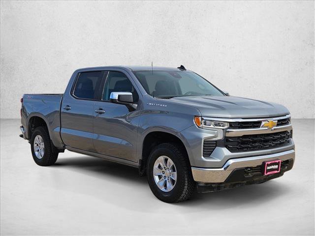 Used 2025 Chevrolet Silverado 1500 LT AWD/4WD image 3