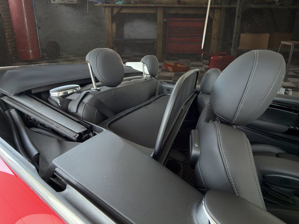 Used 2024 MINI Cooper S FWD image 16