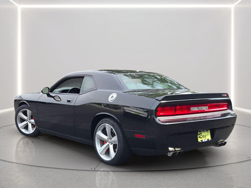 Used 2009 Dodge Challenger SRT8 RWD image 10