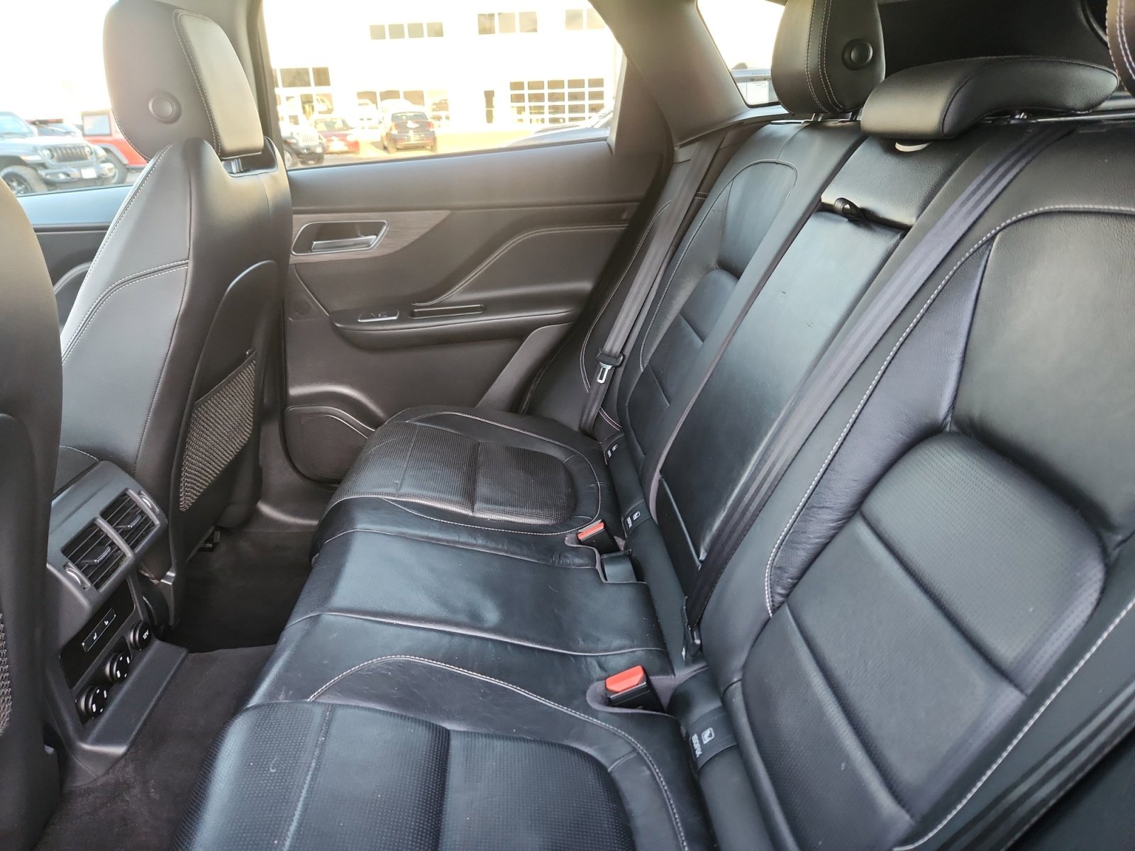 Used 2017 Jaguar F-PACE S image 18