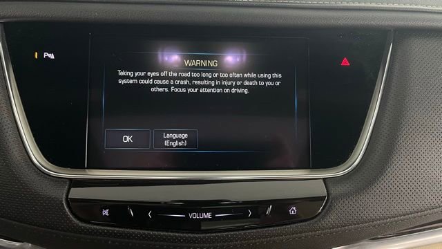 Used 2017 Cadillac XT5 Luxury w/ Driver Awareness Package image 39