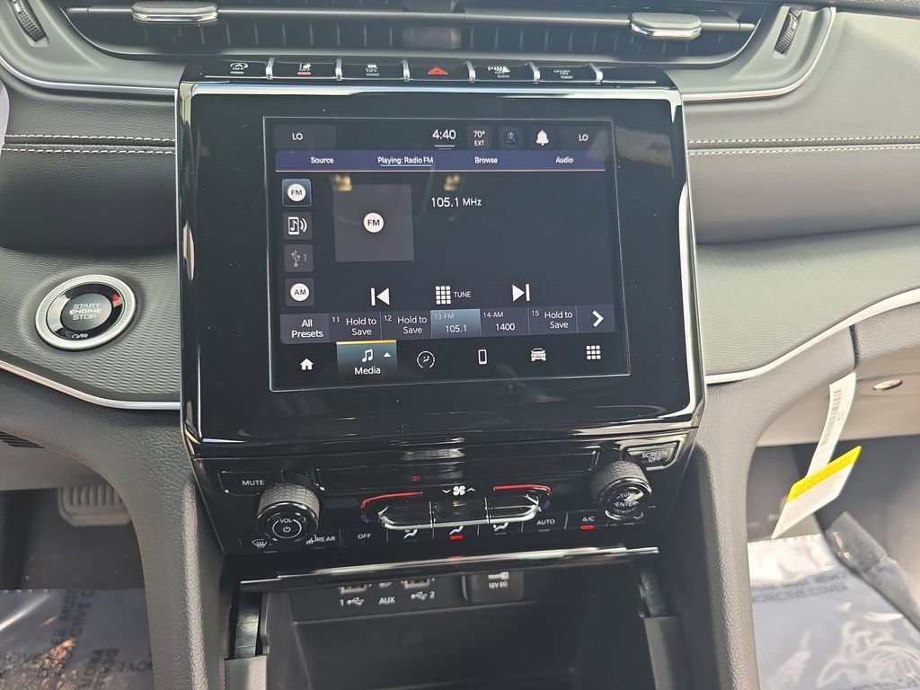 New 2025 Jeep Grand Cherokee Laredo AWD/4WD image 21