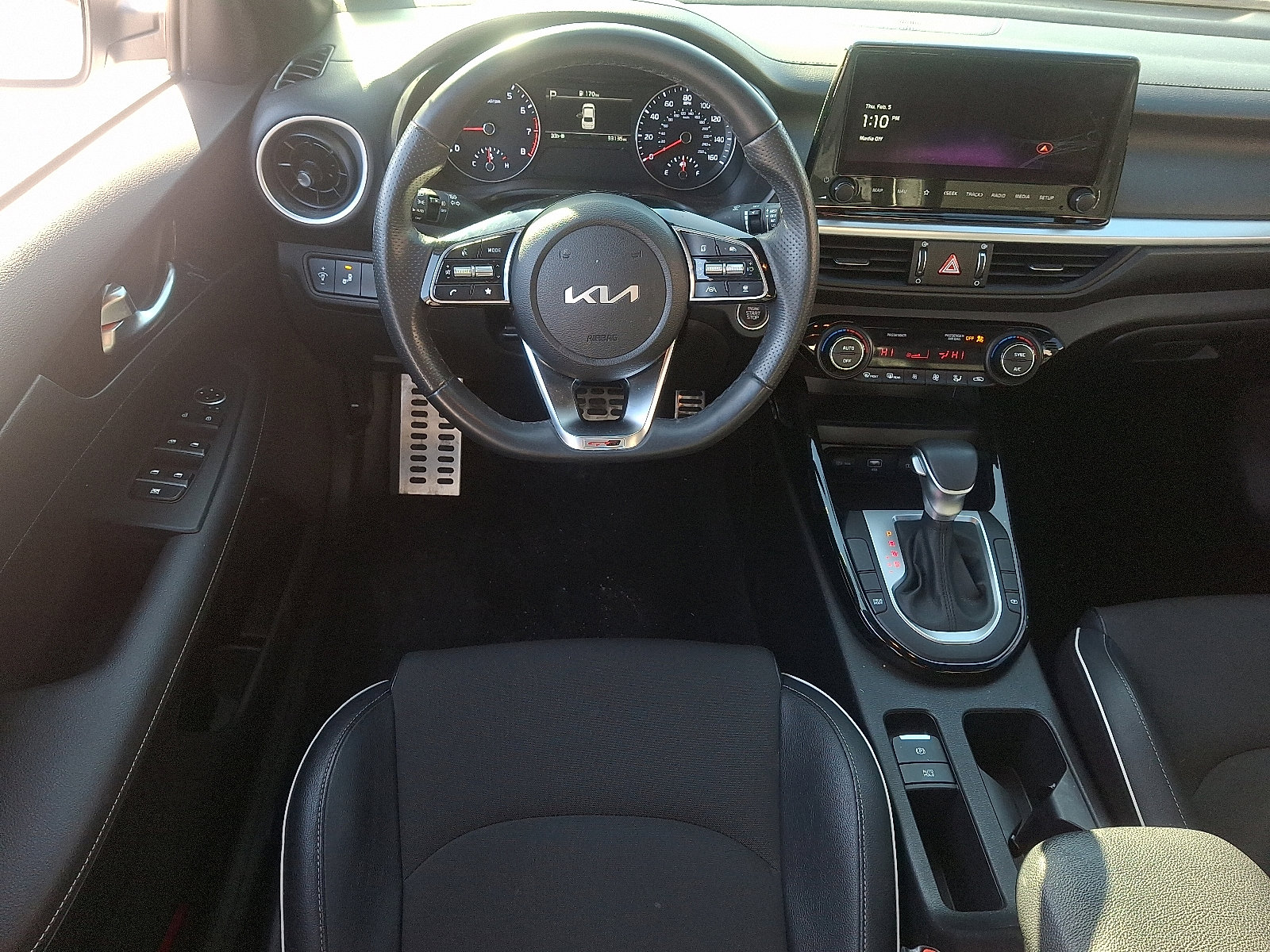 Certified 2024 Kia Forte GT-Line image 11