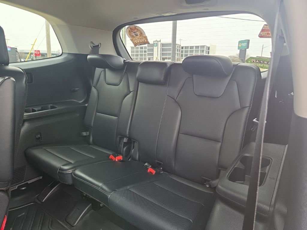 Used 2024 Kia Telluride S image 23