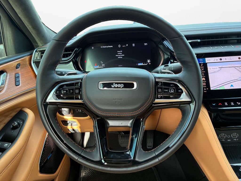 New 2026 Jeep Grand Cherokee Summit w/ Obsidian Package AWD/4WD image 22