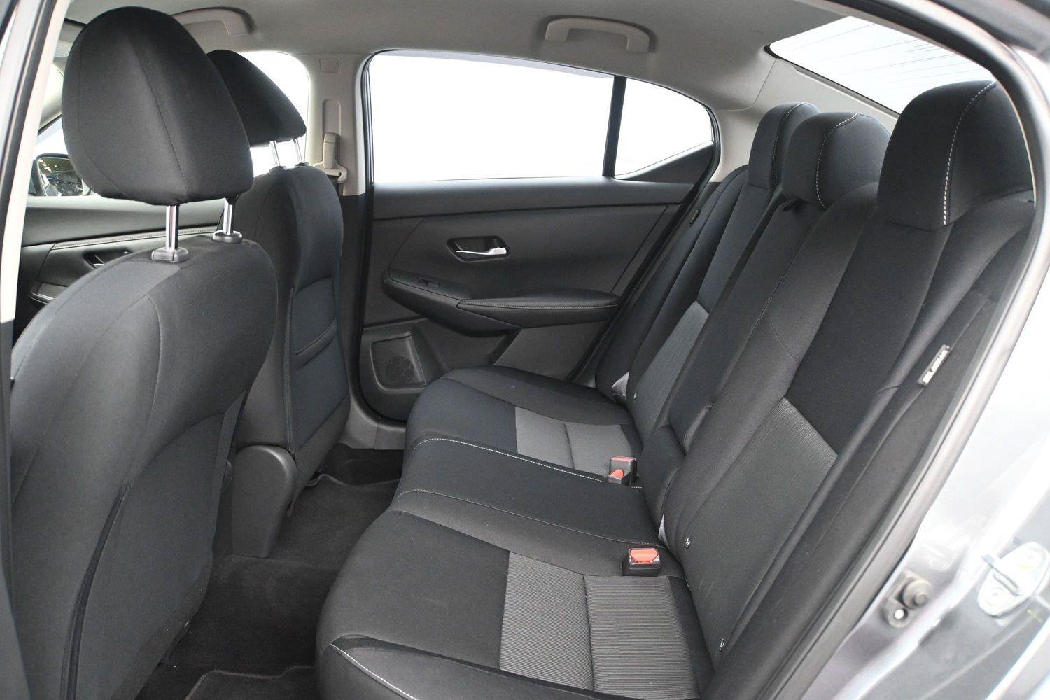 Used 2021 Nissan Sentra SV FWD image 8
