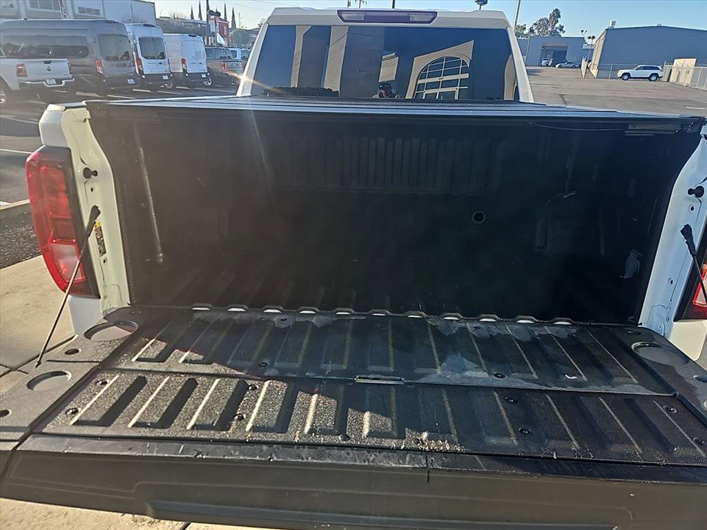 Used 2022 GMC Sierra 1500 Elevation image 25
