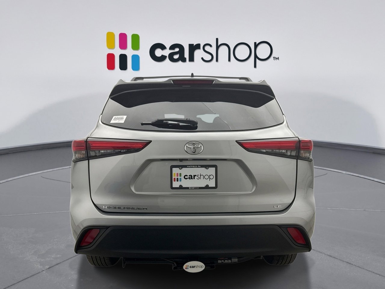 Used 2023 Toyota Highlander LE image 4