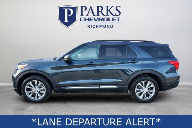 Used 2023 Ford Explorer XLT w/ Equipment Group 202A image 5