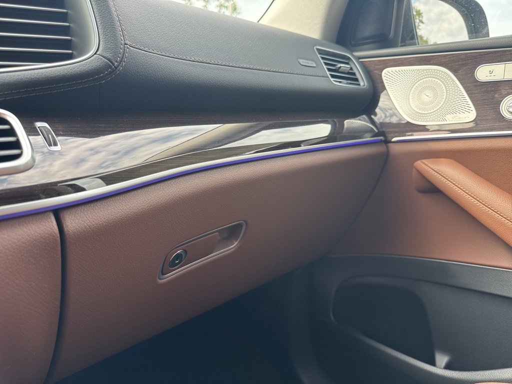 New 2026 Mercedes-Benz GLS 450 4MATIC image 48