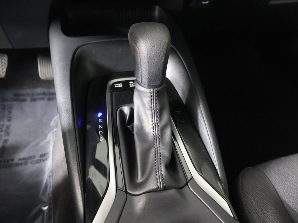 Used 2024 Toyota Corolla LE image 39
