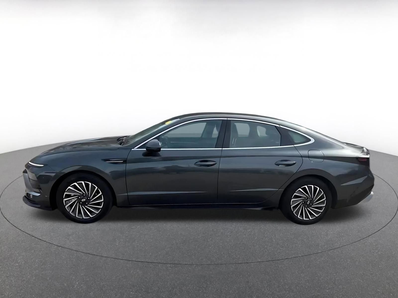 Used 2025 Hyundai Sonata SEL image 9