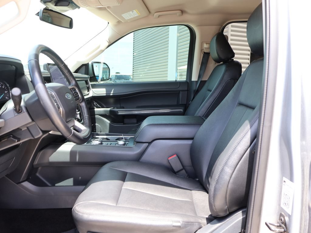 Used 2022 Ford Expedition Max XLT AWD/4WD image 24