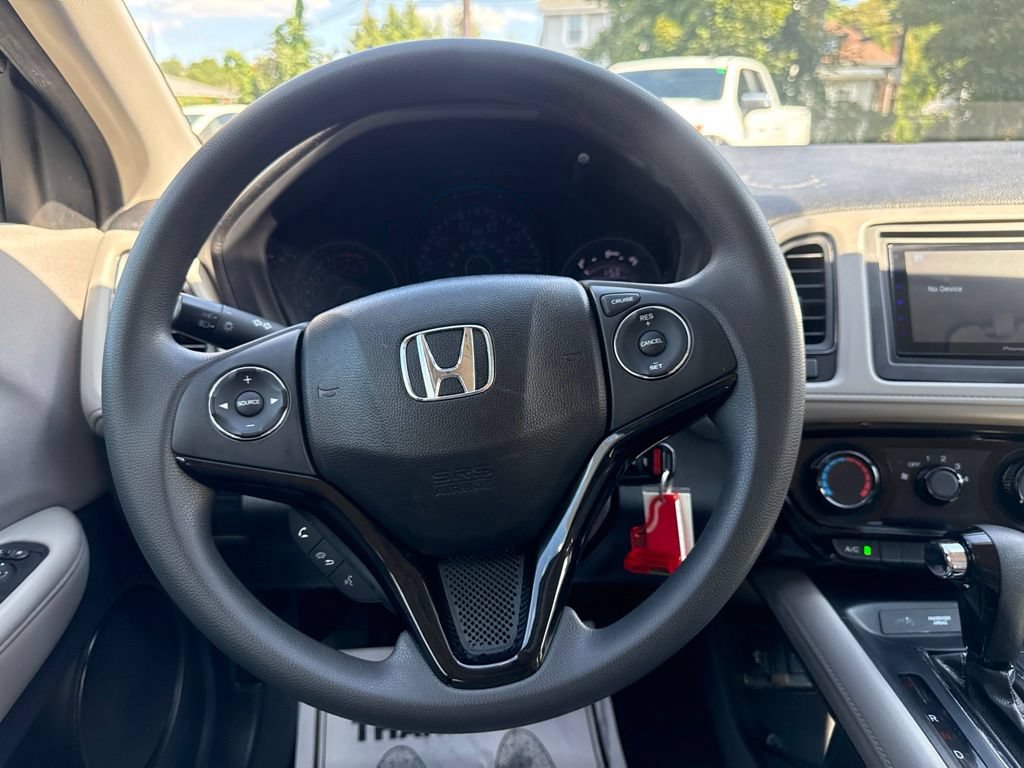 Used 2016 Honda HR-V LX image 24