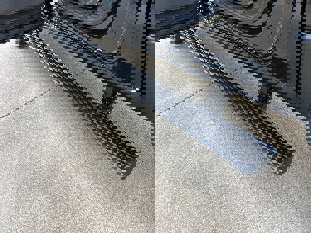 Used 2025 GMC Sierra 2500 AT4 image 10