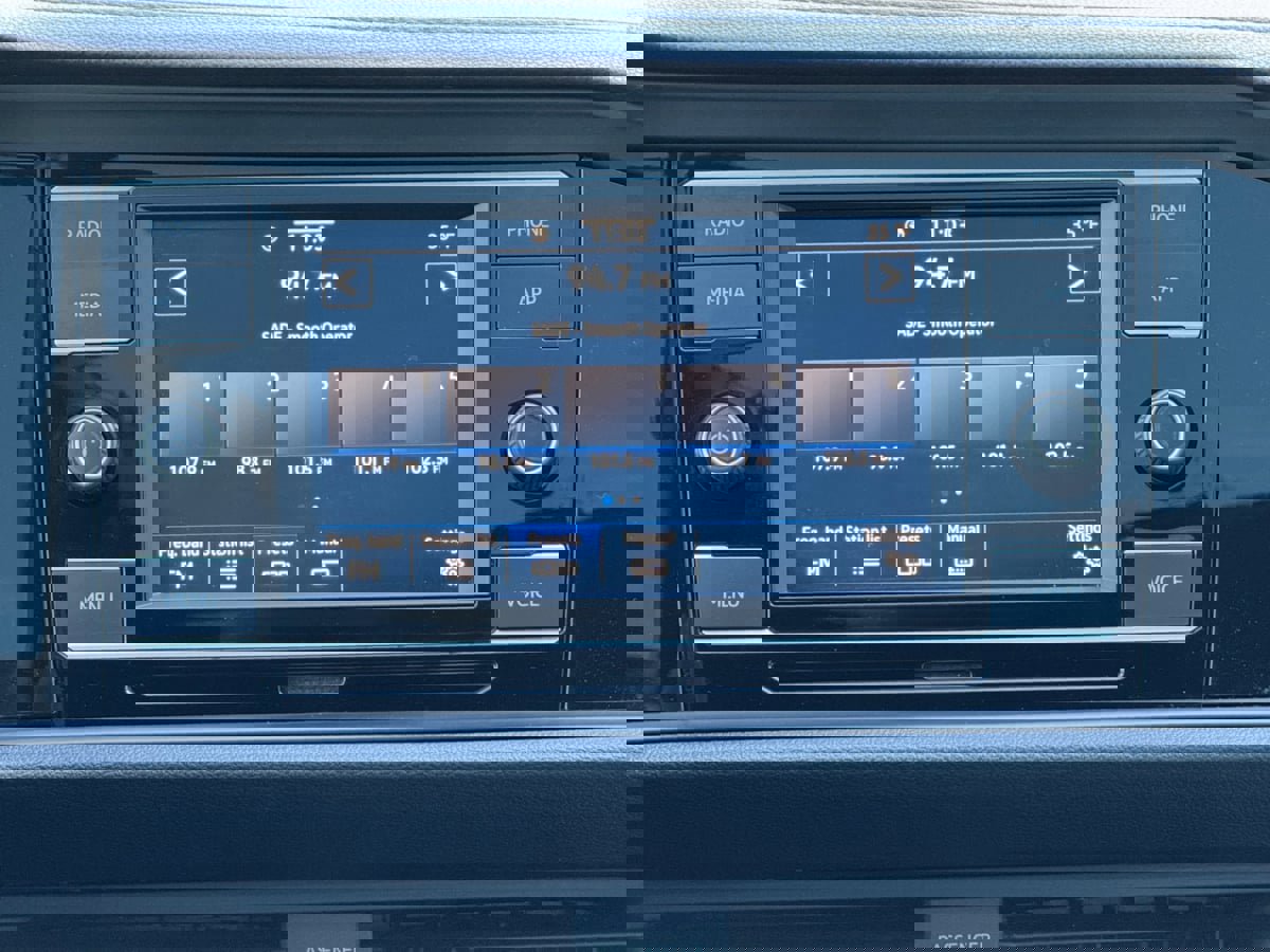 Used 2020 Volkswagen Jetta R-Line image 14