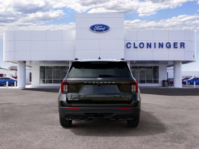 New 2027 Ford Explorer Active RWD image 7