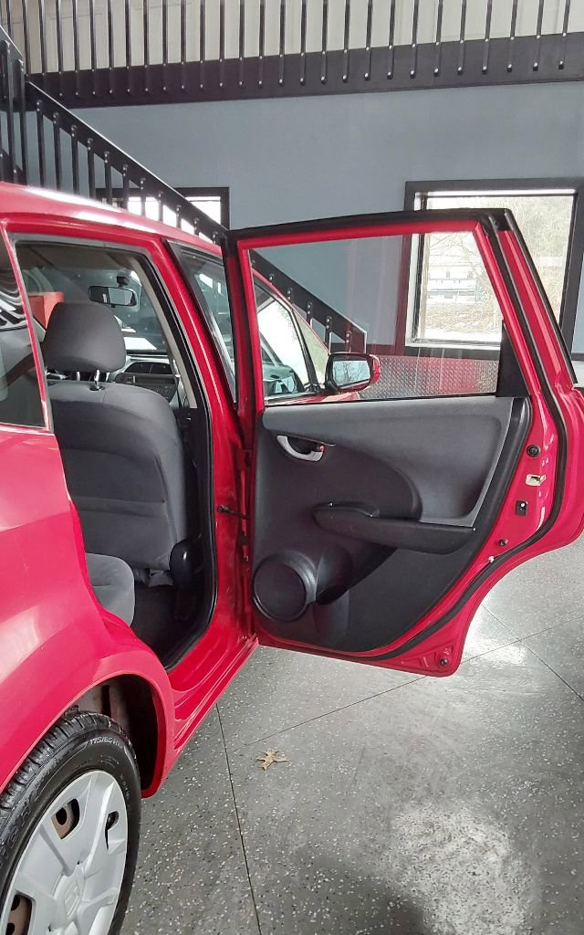 Used 2013 Honda Fit image 22