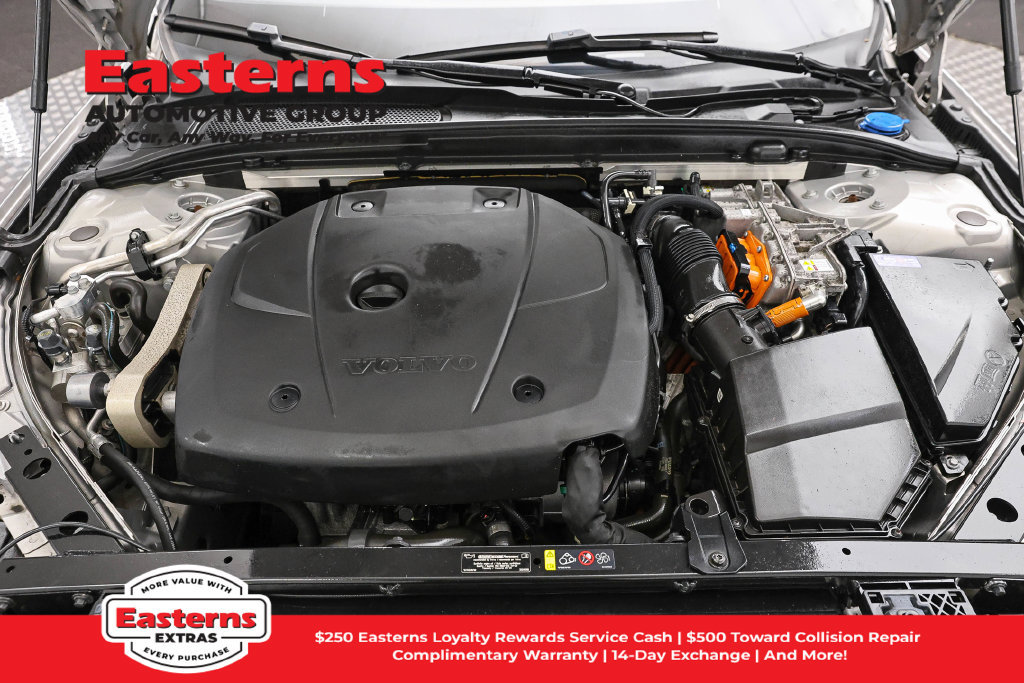 Used 2023 Volvo S60 T8 Plus AWD/4WD image 8