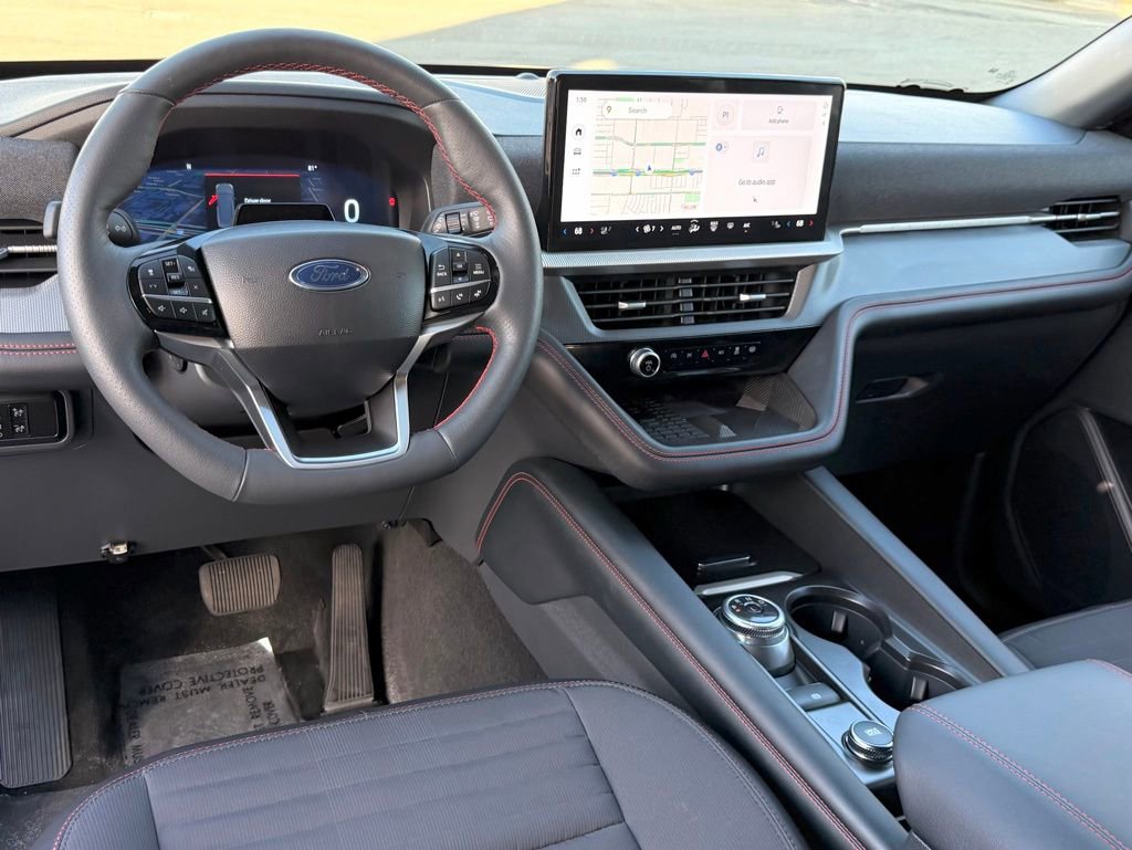 Used 2025 Ford Explorer ST-Line w/ Premium Package image 29