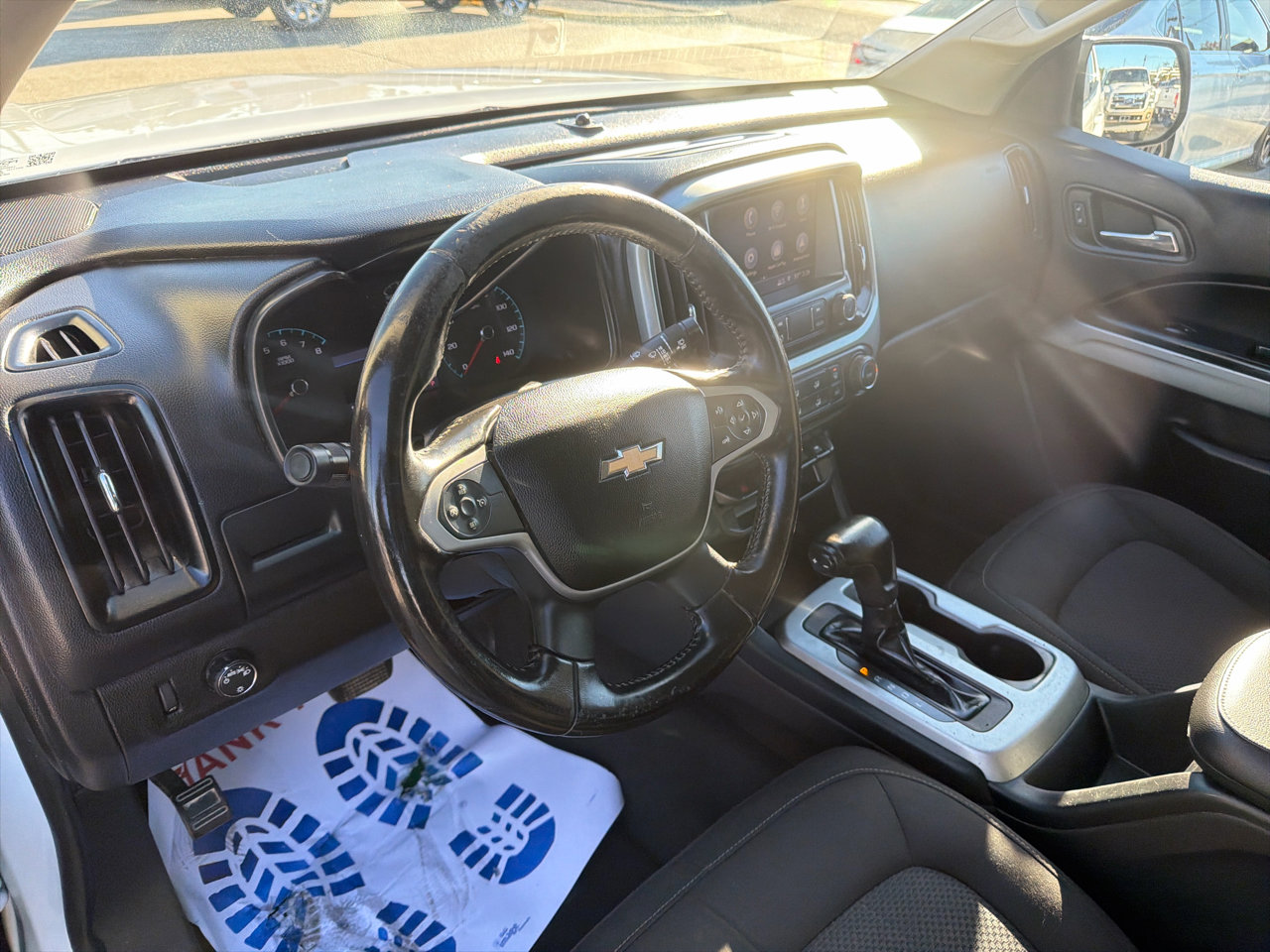 Used 2019 Chevrolet Colorado LT image 16