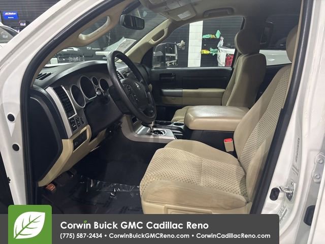 Used 2013 Toyota Tundra 4x4 Double Cab w/ SR5 Pkg image 10