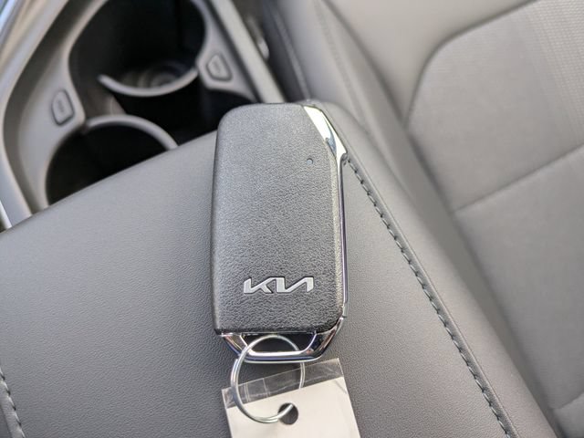 New 2026 Kia Niro EX FWD image 29