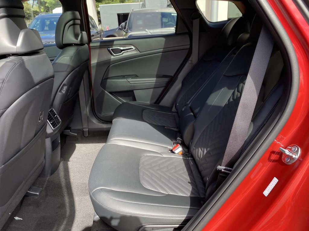 New 2026 Kia Sportage X-Line w/ X-Line Technology Package image 7
