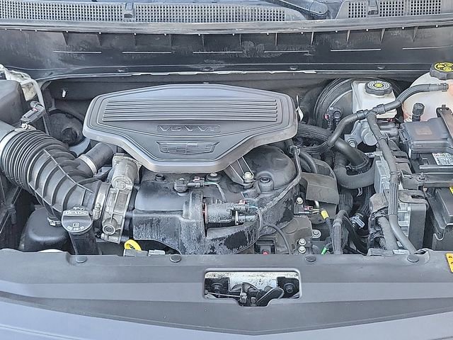 Certified 2023 Cadillac XT6 Sport w/ LPO, ONYX Package image 30