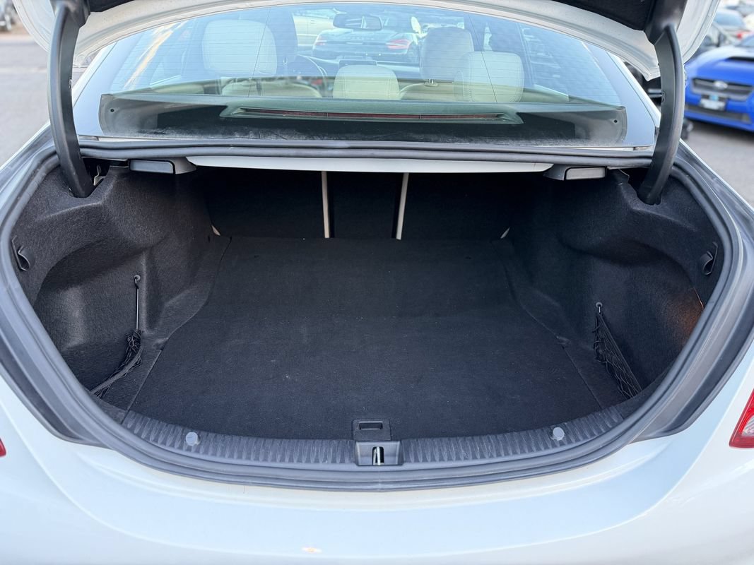 Used 2018 Mercedes-Benz C 300 4MATIC Sedan image 11