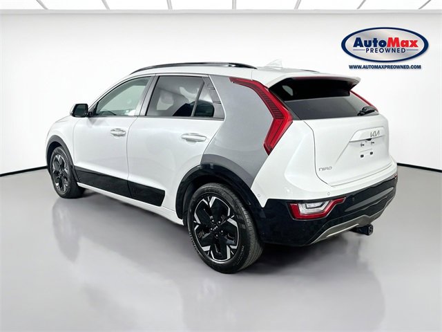 Used 2023 Kia Niro Wave w/ Wave Preserve Package image 5