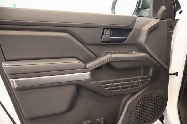 New 2026 Toyota Tacoma SR5 AWD/4WD image 9