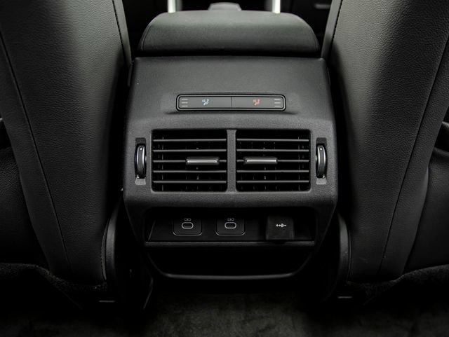 New 2026 Land Rover Discovery Sport Landmark AWD/4WD image 27