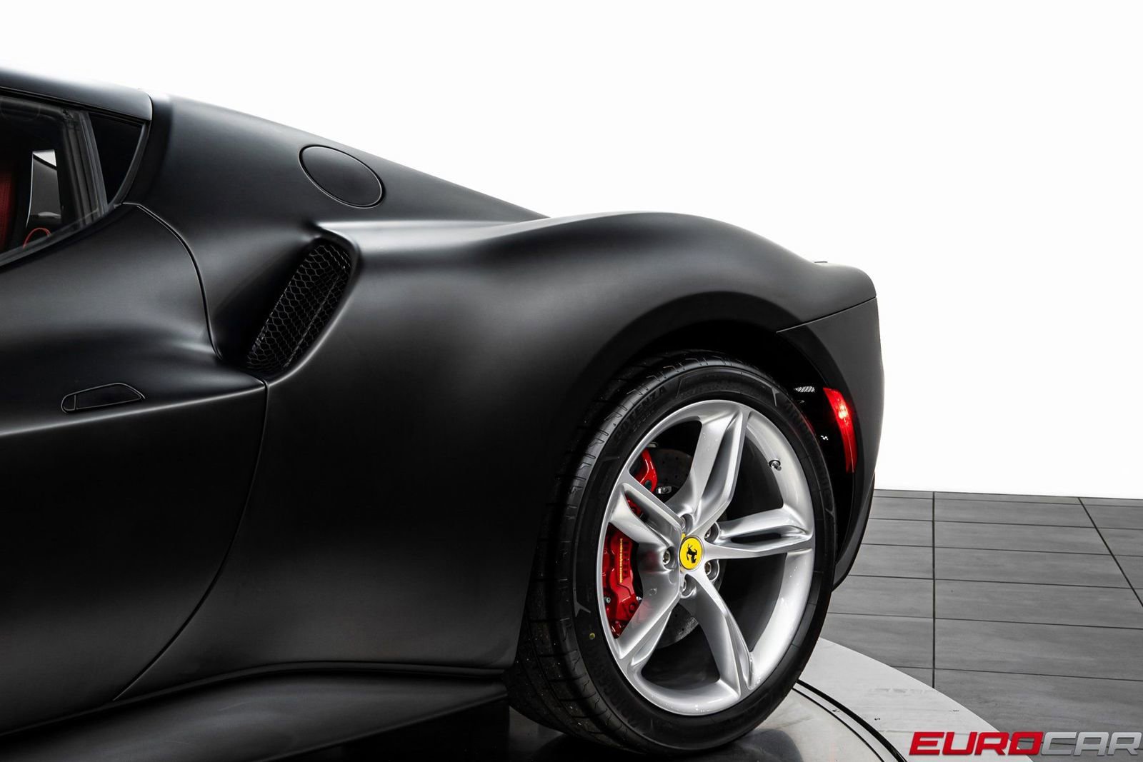 Used 2023 Ferrari 296 GTB image 16
