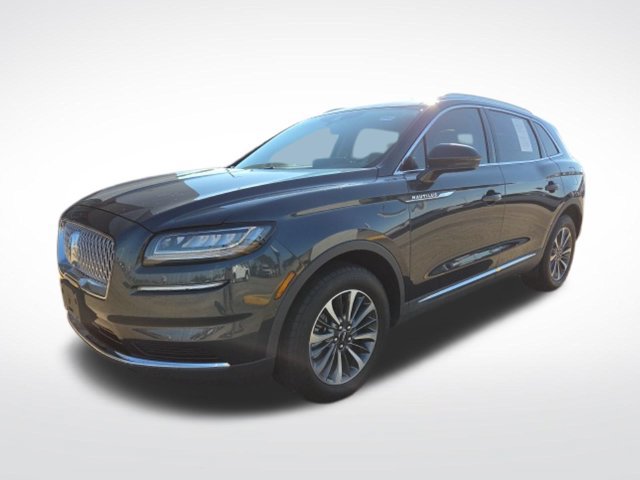 Used 2023 Lincoln Nautilus Reserve w/ Luxury Package AWD/4WD image 3