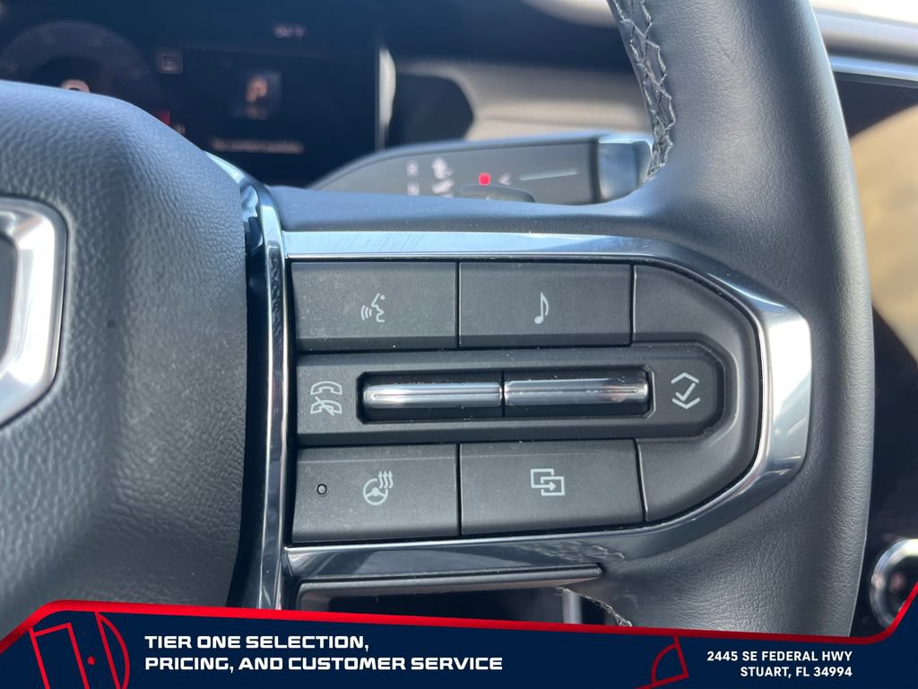 Used 2026 GMC Acadia Elevation w/ Elevation Premium Package FWD image 20