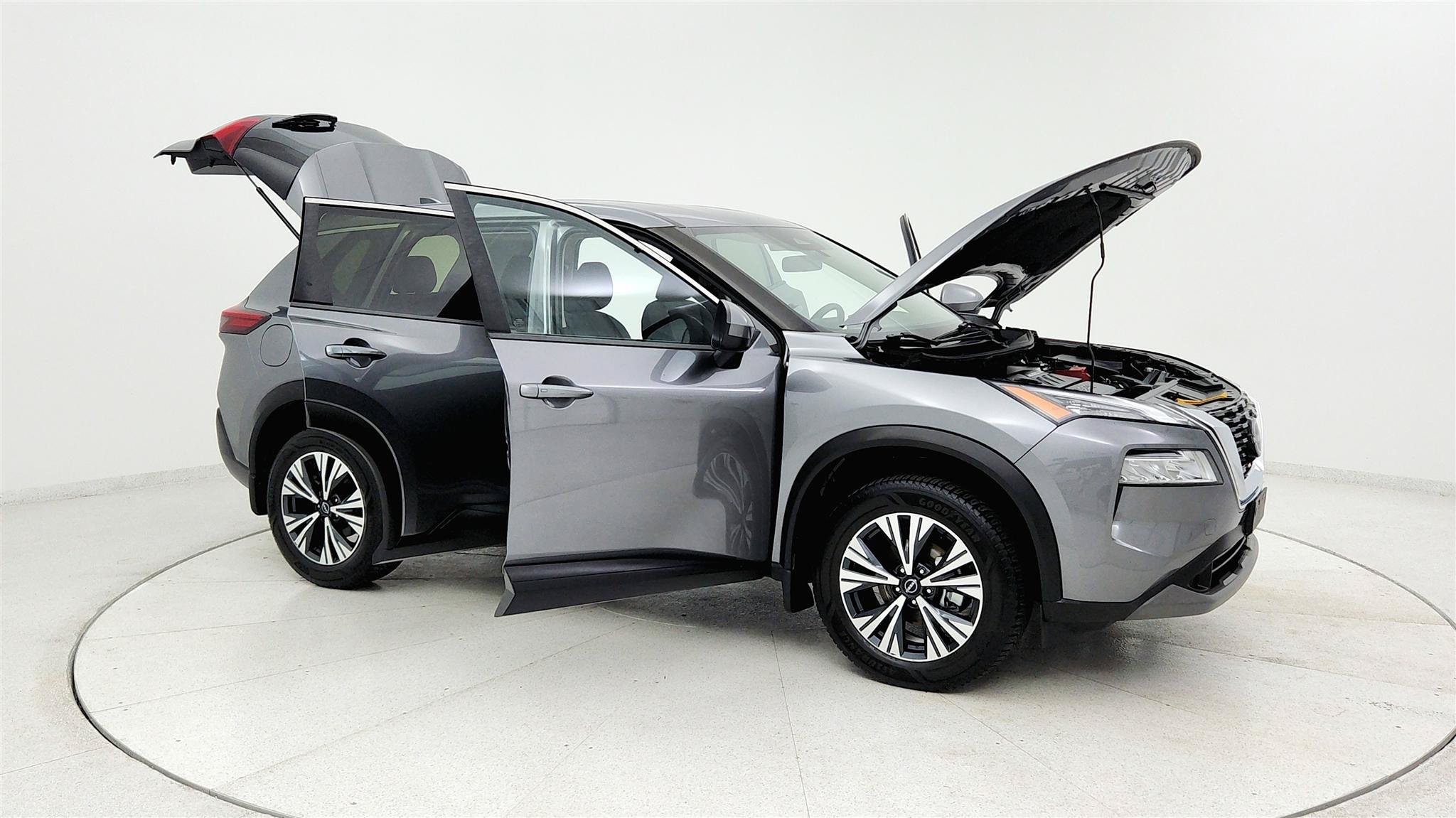 Used 2023 Nissan Rogue SV AWD/4WD image 32