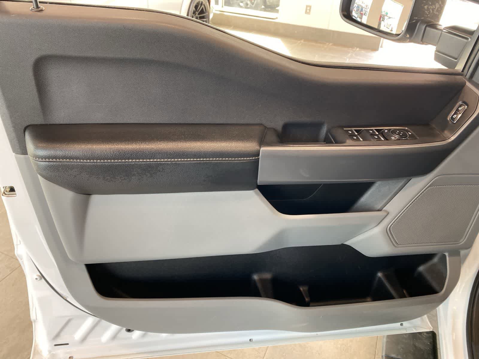 Used 2024 Ford F350 XLT image 19