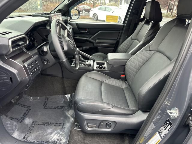 Certified 2025 Toyota 4Runner TRD Off-Road Premium w/ Tow Technology Package image 31