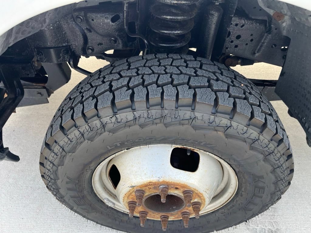 Used 2006 Ford F350 XL AWD/4WD image 13
