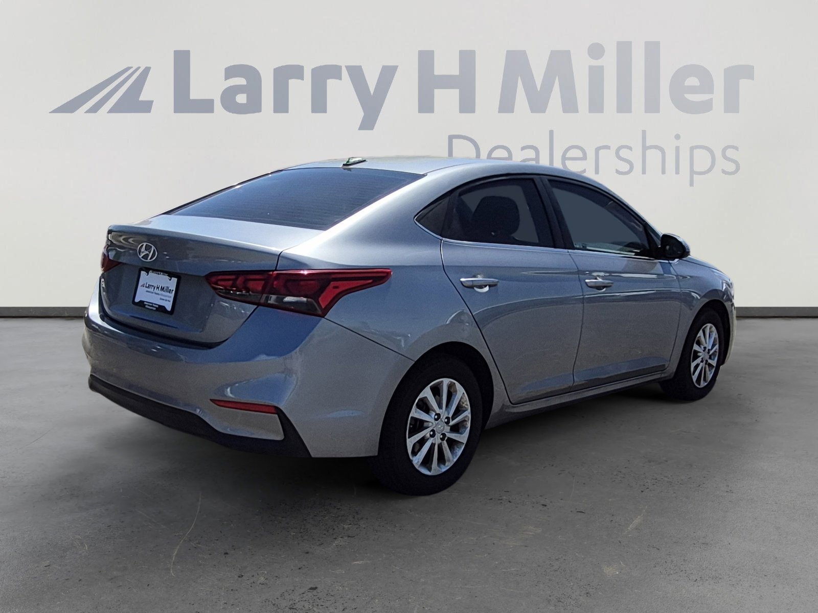 Used 2021 Hyundai Accent SEL FWD image 4