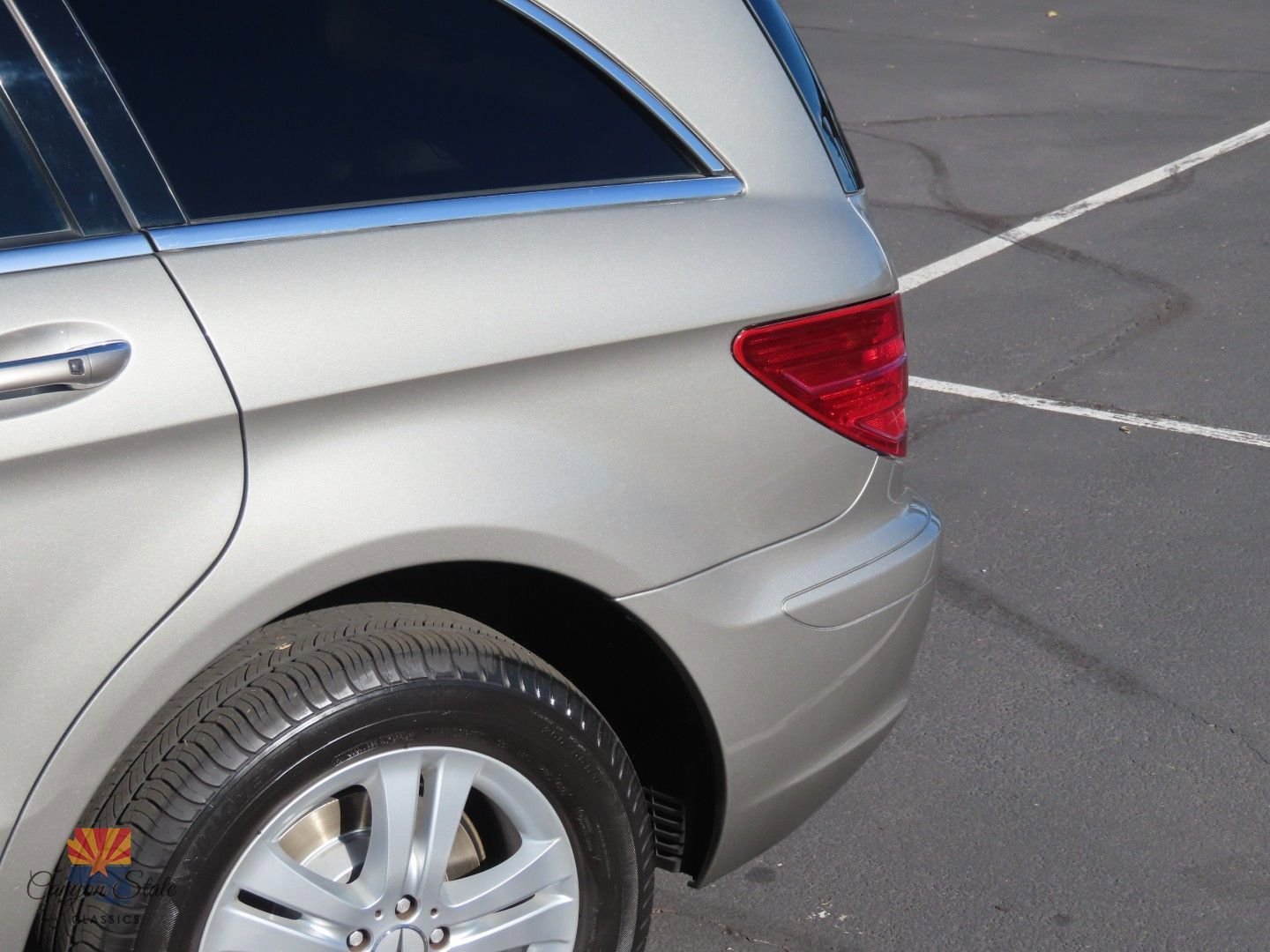 Used 2006 Mercedes-Benz R 500 4MATIC image 15