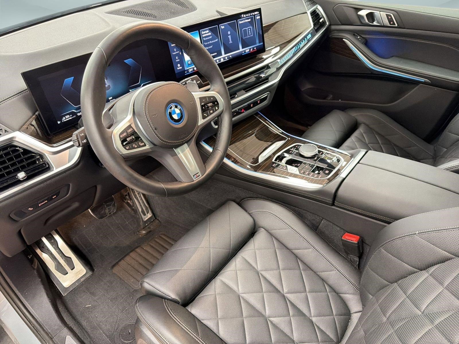 Certified 2024 BMW X5 xDrive50e w/ M Sport Package image 4