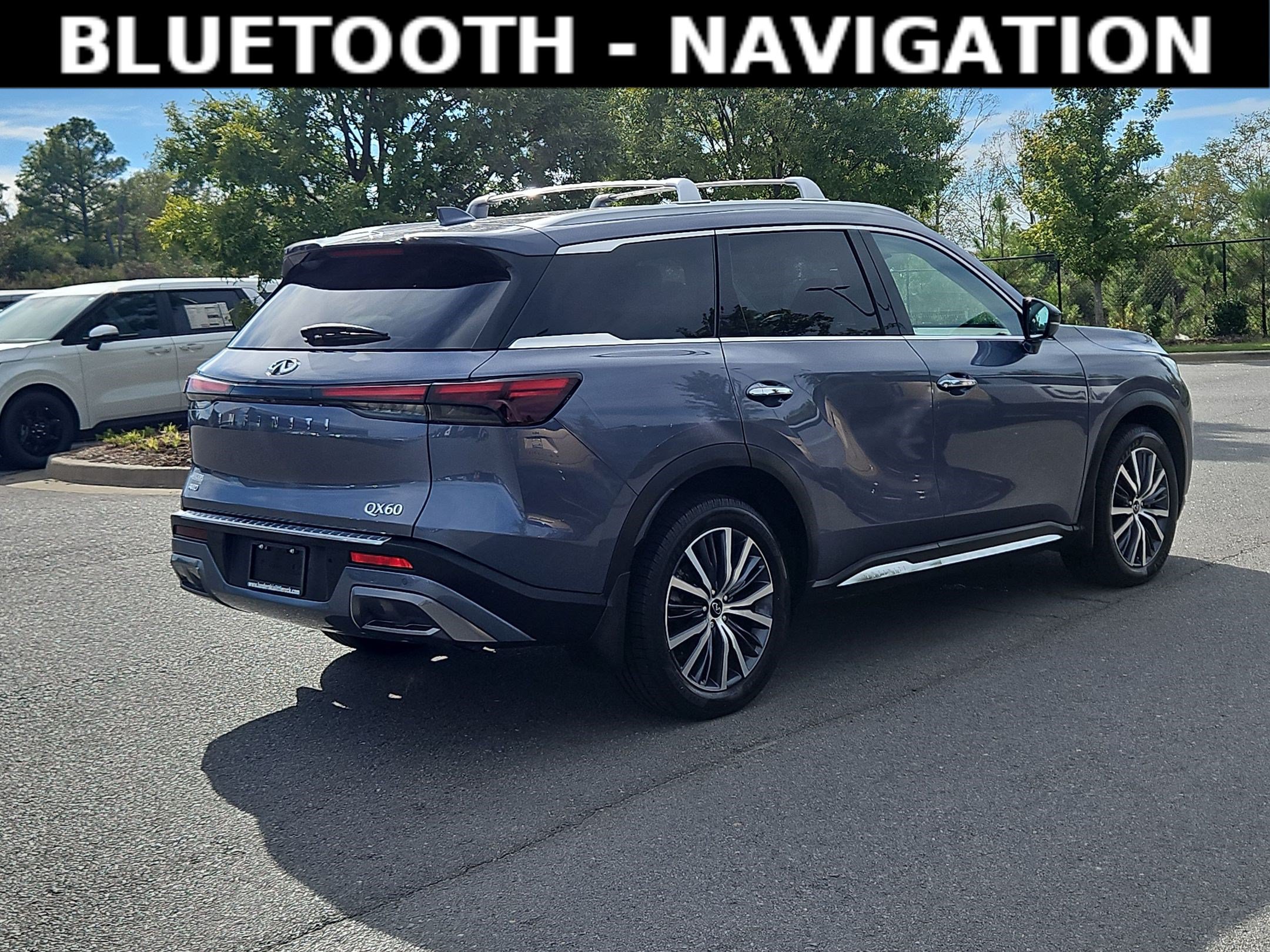 Used 2024 INFINITI QX60 Sensory w/ Vision Package AWD/4WD image 7