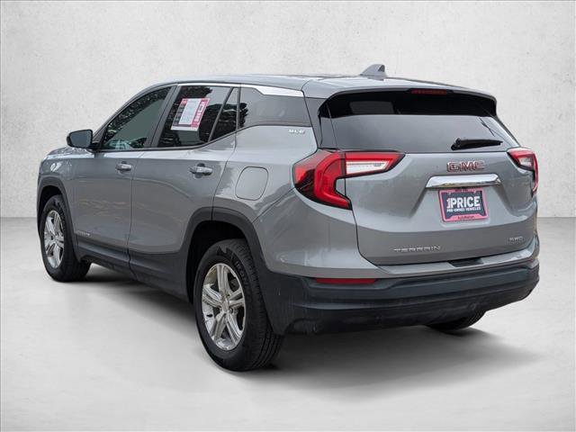 Used 2024 GMC Terrain SLE image 7