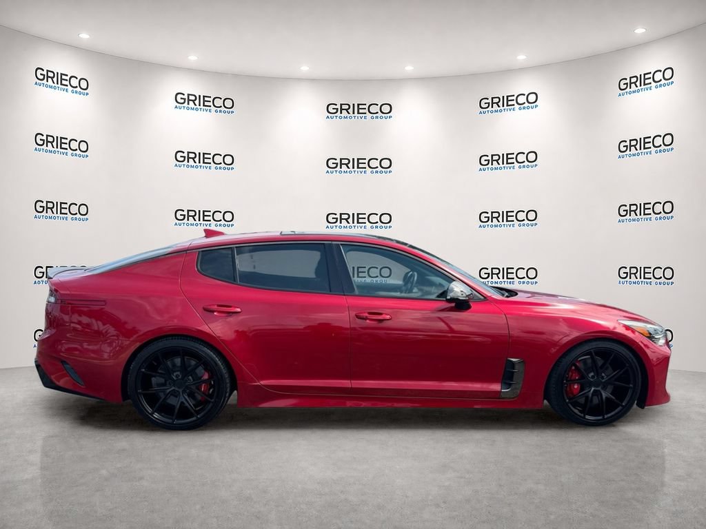 Used 2022 Kia Stinger GT1 RWD image 8
