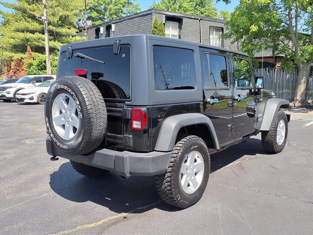 Used 2018 Jeep Wrangler Unlimited Sport S AWD/4WD image 26