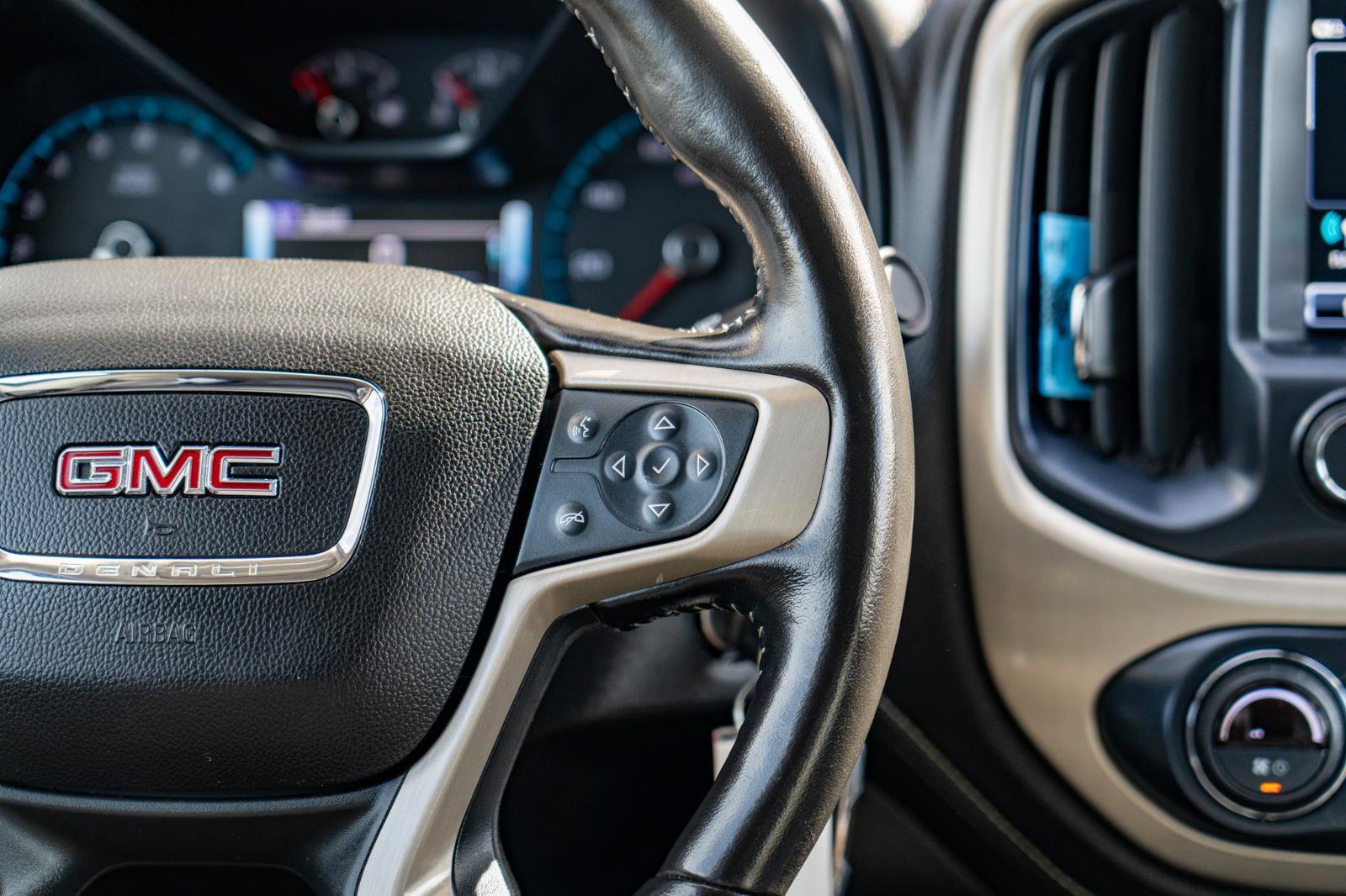 Used 2018 GMC Canyon Denali AWD/4WD image 21