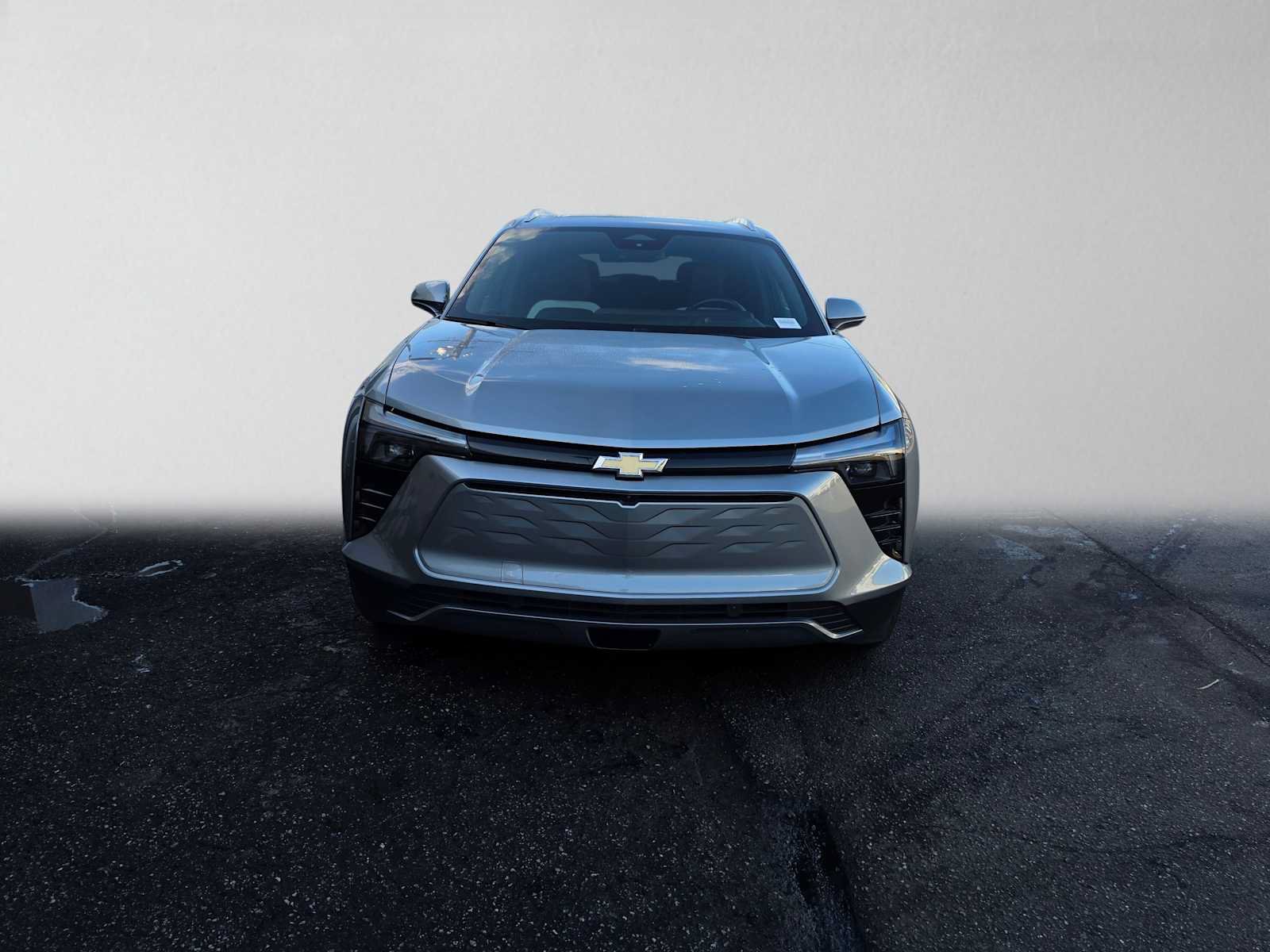 Used 2024 Chevrolet Blazer EV LT AWD/4WD image 8